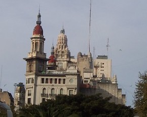 Avenida de Mayo, Edificio de la Inmobiliaria - Buenos Aires